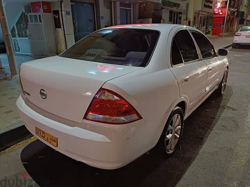 Nissan Sunny 2011 7