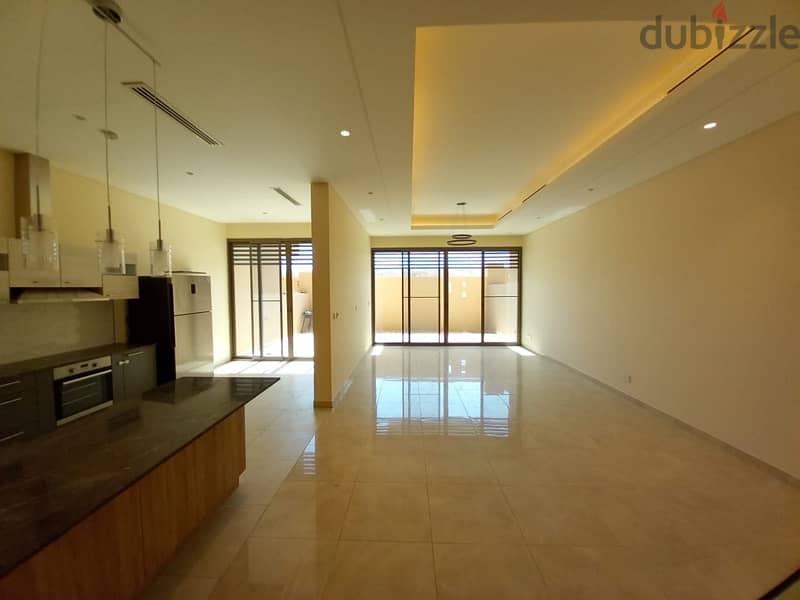 Villa for rent in Muscat Hills 10