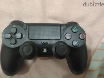 Original Ps4 controller( Dualshock4 ) for sale. Bluetooth/wired