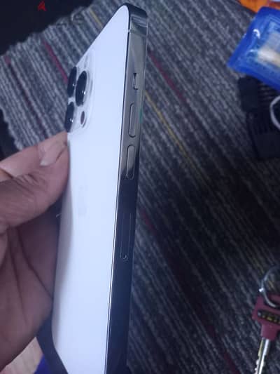 iphone 13 pro Excellent condition