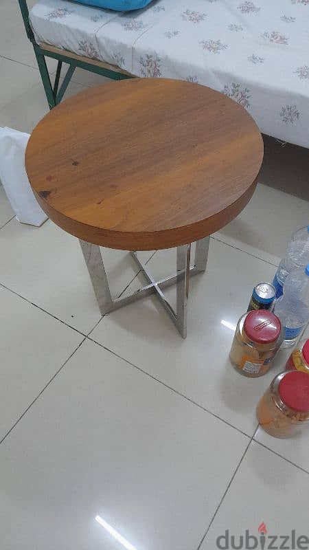 Center Tables round shape wooden with steel frame 1