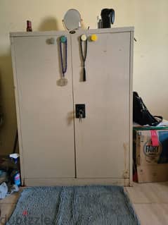 metal cupboard 0