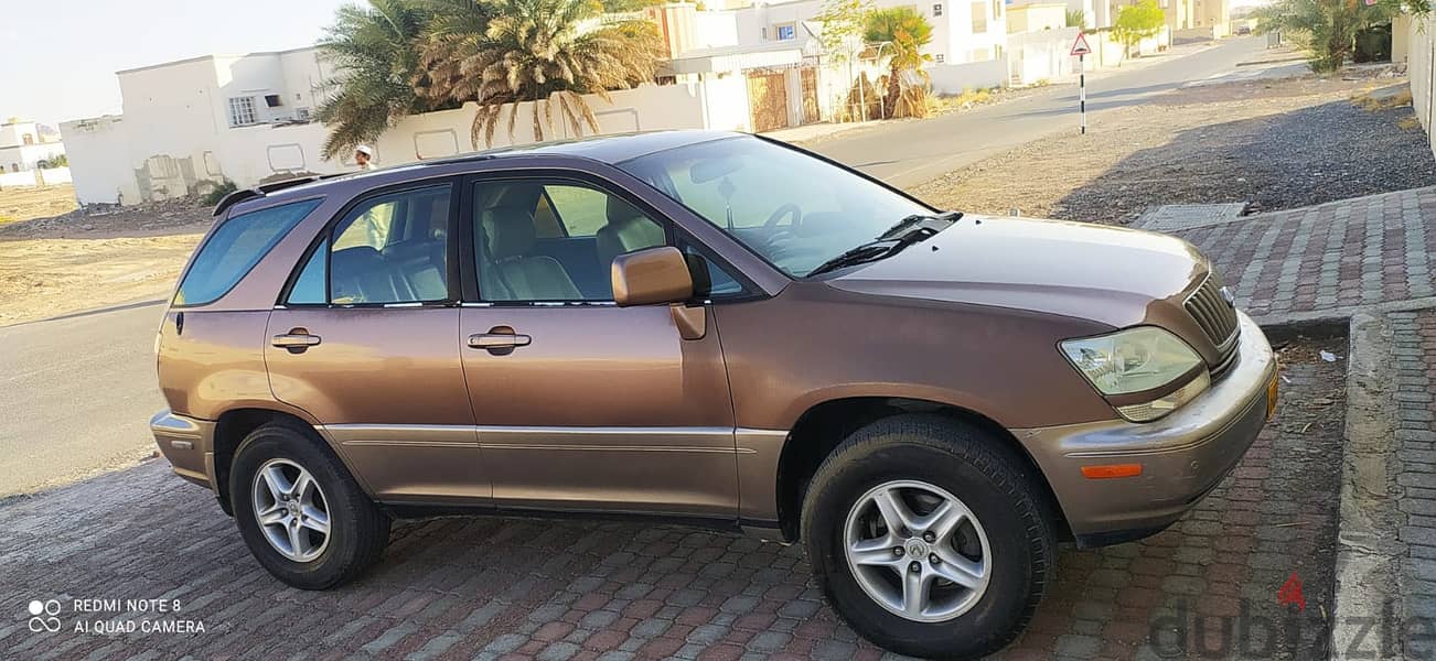 Lexus RX-Series 300  MODEL1999 FOR URGENT SALE 2