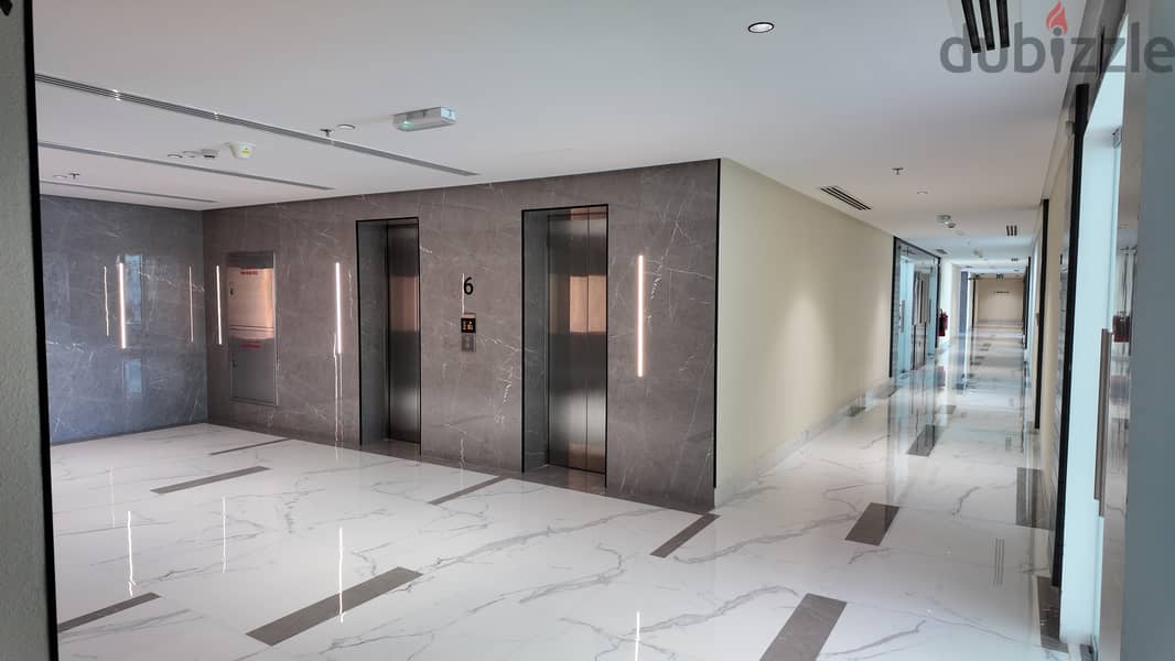 Office 95sqm for sale (25% downpayment) مكتب للبيع 3