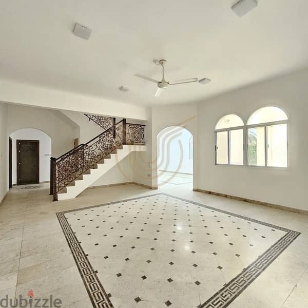 Luxury villa for rent in Al-Azaiba, price 750 OMR 1