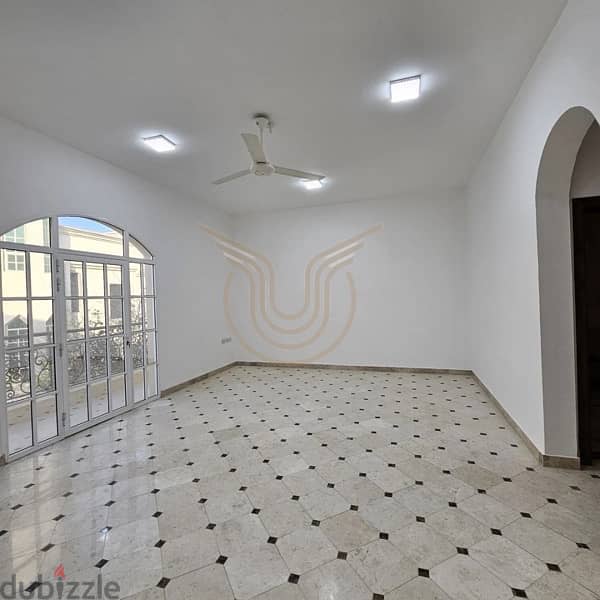 Luxury villa for rent in Al-Azaiba, price 750 OMR 5