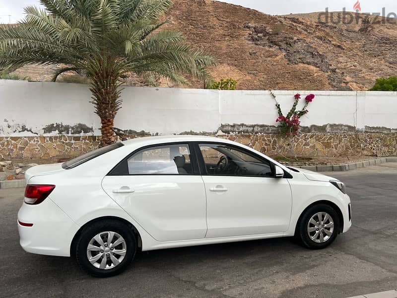 2020 Model Kia. Oman car. Expart used. Excellent condition 3