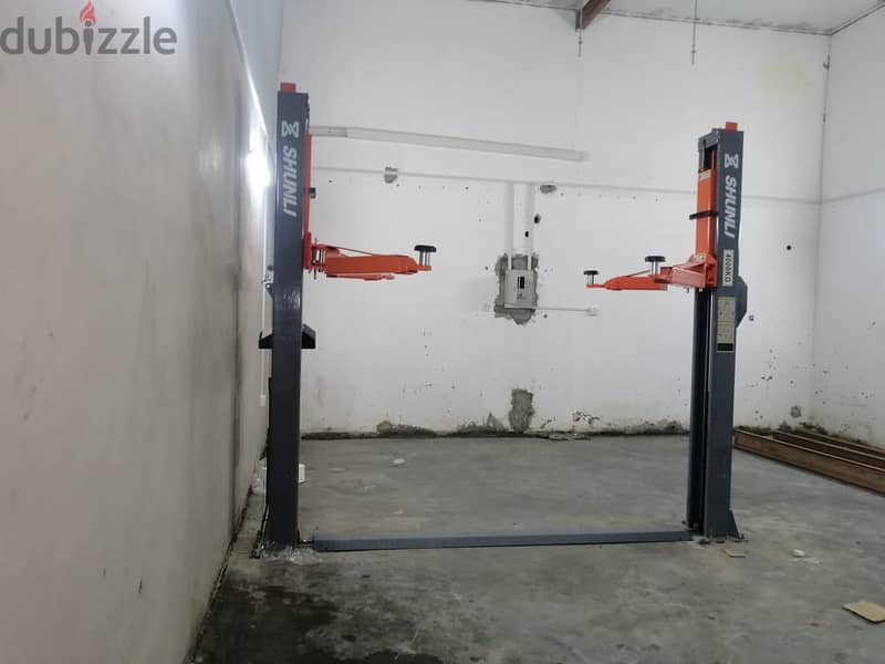 4.5 ton 2 post car lift with OUT Top Sensor (رافعة المركبات ) 3