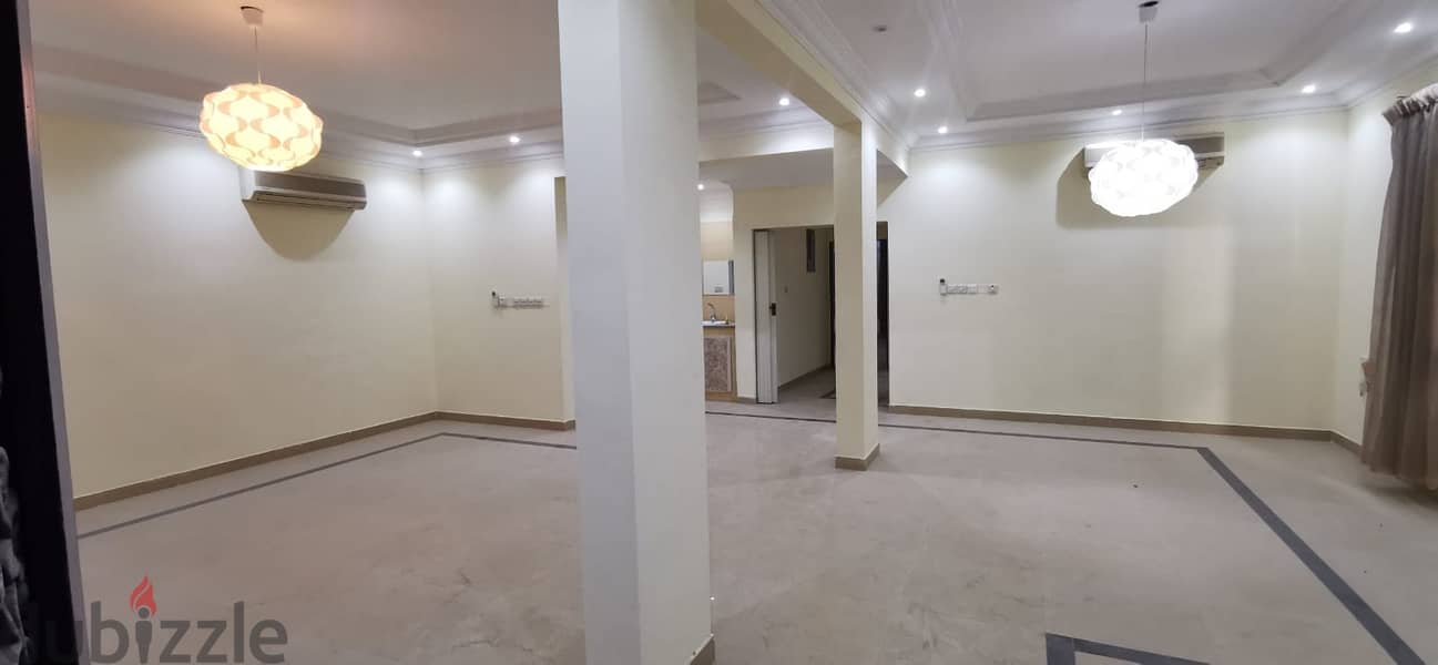 RV73 - 6 BHK VILLA NEAR VEG MARKET IN MAWALEH SOUTH 2