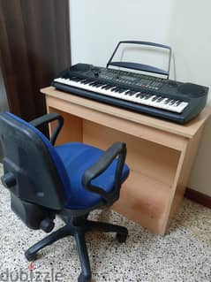 MC - 66 KEY BOARD, TABLE AND CHAIR 0