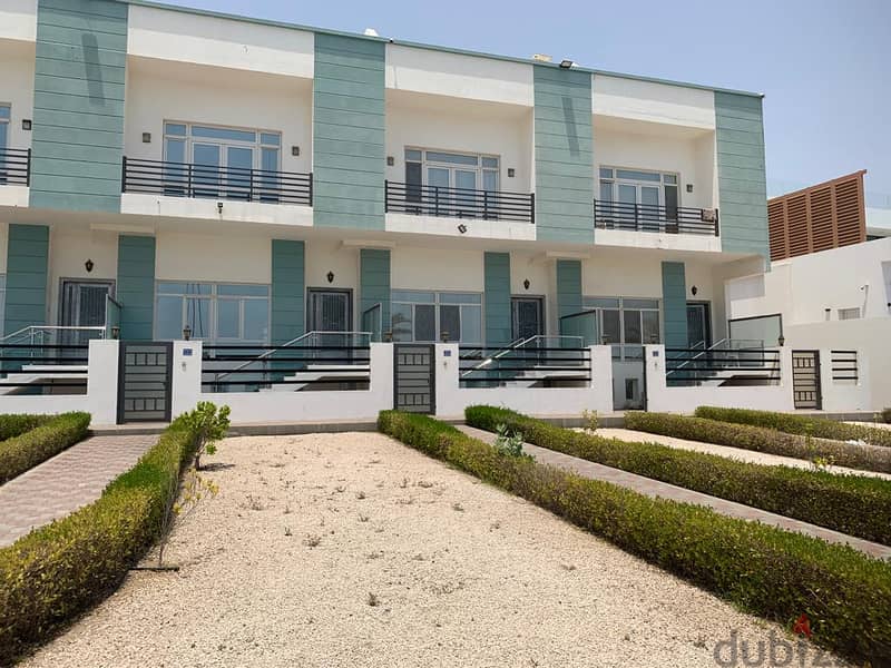 3 BHK+ maidroom amazing villa facing the beach for rent in alhail nort 10