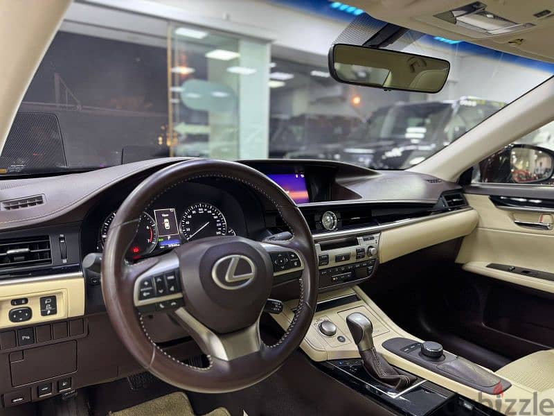 Lexus ES 350 2018 1