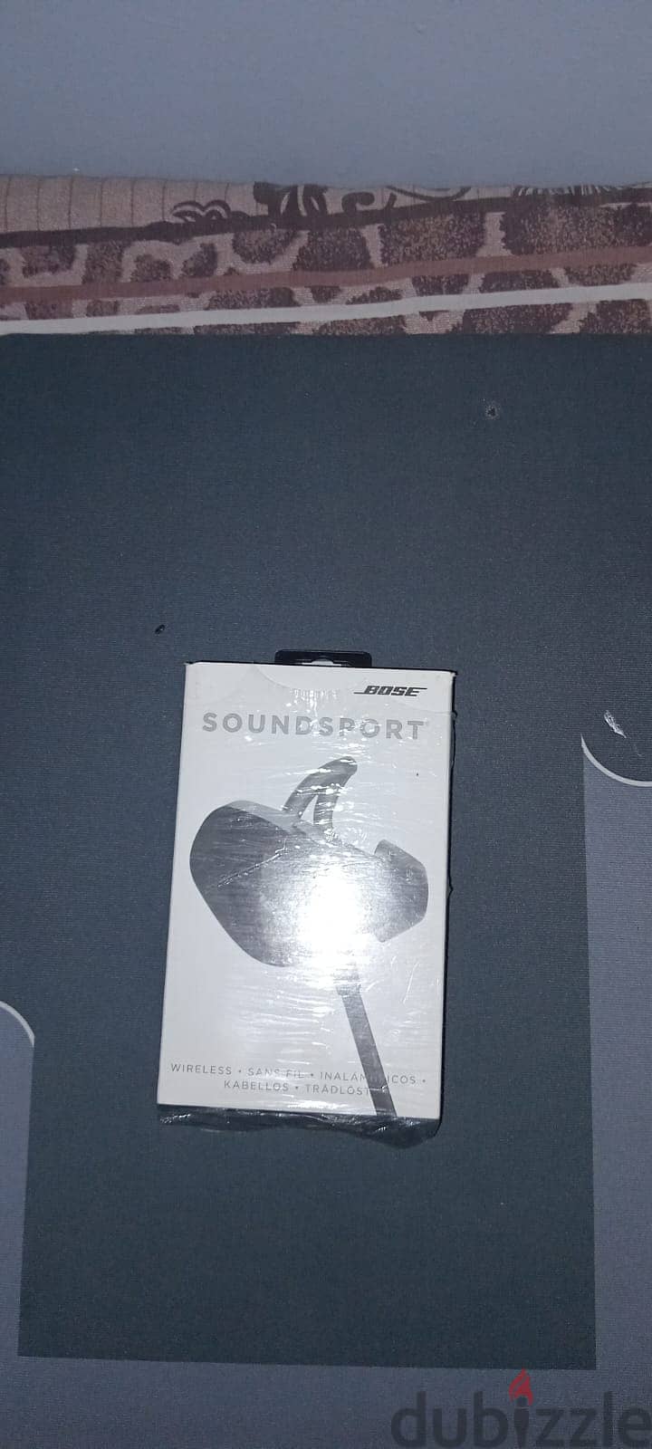 BOSE sound sport headphone 1