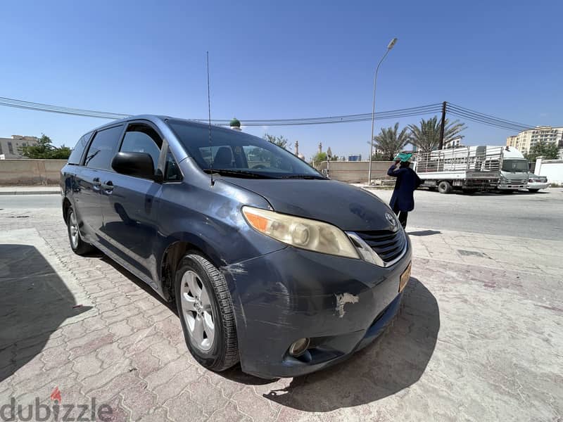 Toyota Sienna 2014 1