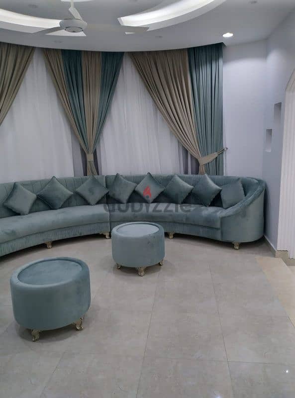 sofa sale topsir. Oman Muscat. 0