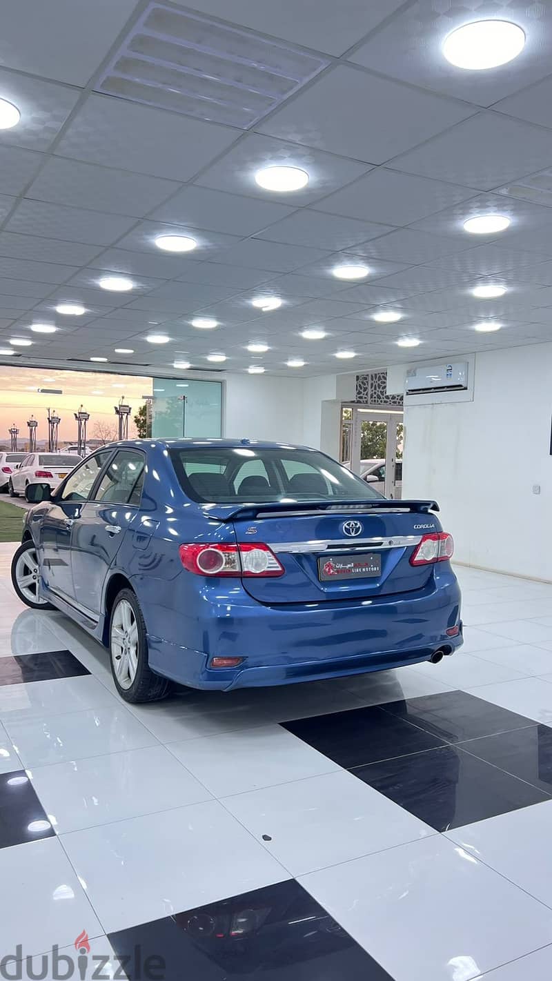 Toyota Corolla 2013 3