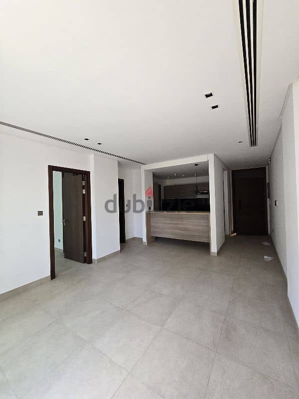 for sell one bedroom flat at pearl muscat at muscat hils free hold 9