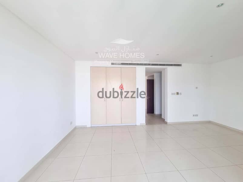 A Lovely & Spacious 3BR Townhouse Almouj 14