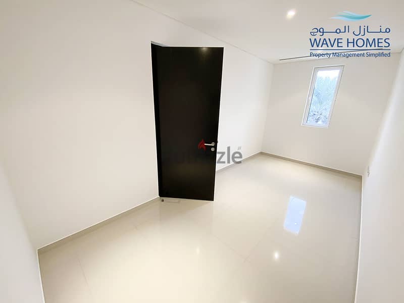 Stunning 1BR + Study in Acacia Almouj 7