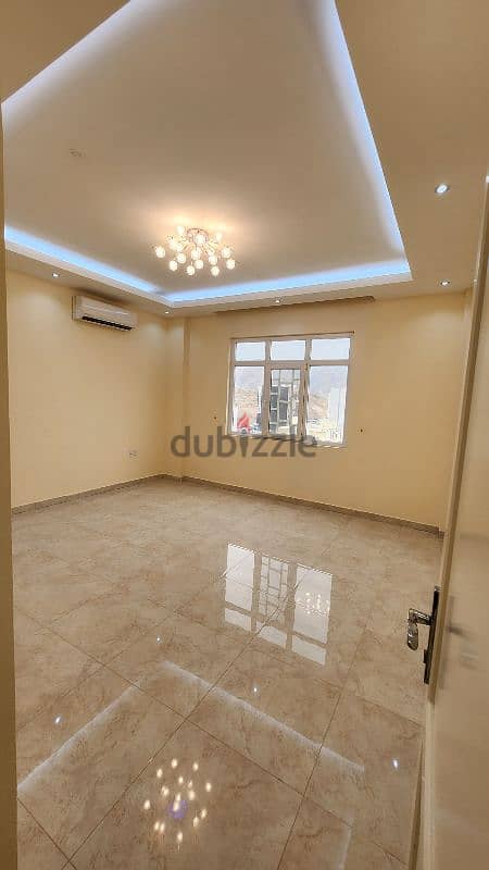 شقة فاخرة في بوشر  Luxury apartment in Boushar 2