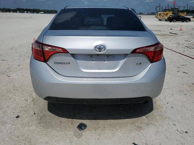 Toyota Corolla 2017 5