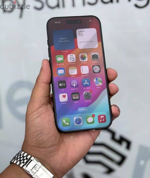 عرض خاص : iPhone 15 pro 256gb الهاتف بحالة الوكالة بدون اي شموخ 3