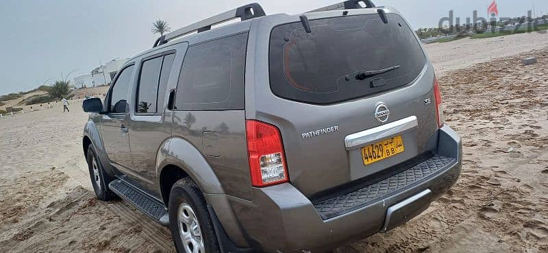 Nissan Pathfinder 2008 4