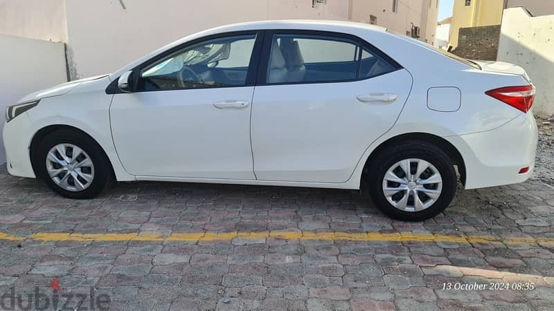 Toyota Corolla 2014 JUST 125000 km (ALL SERVICE UPTO NOW WITH TOYOTA) 3