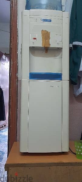 blue air dispenser