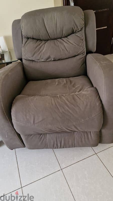 home centre recliner 1