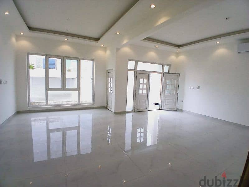 Azaiba brand new villa for rent (6+1) 1