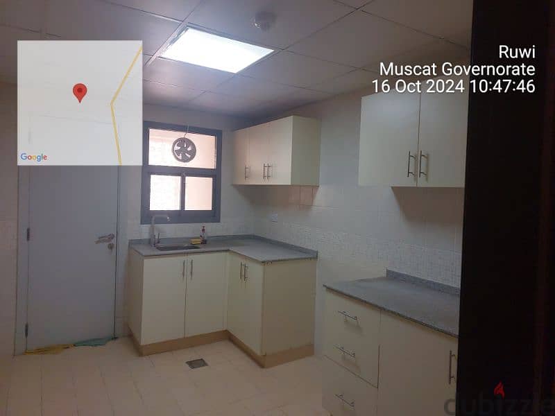 شقة للبيع في منطقة ممتاز بروي Apartment for Sale in Ruwi 8