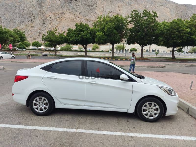 Hyundai Accent 2015 1