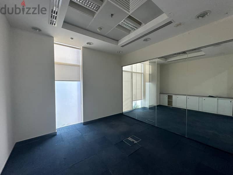 330-600 SQM Showroom for Rent at Azaiba with Amenities Nearby 1