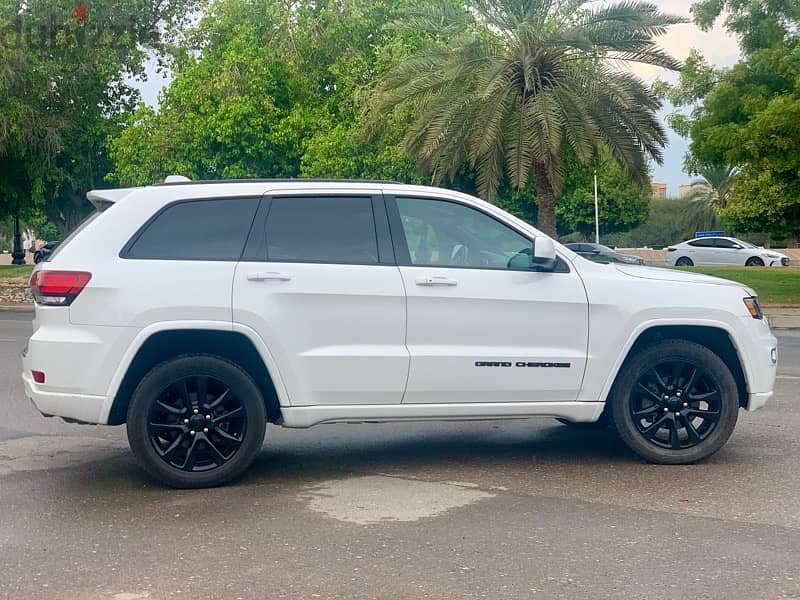 For Sale: 2019 Jeep Grand Cherokee Laredo | USA Import | 79,000 KM 5