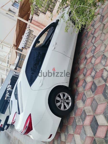 Toyota Corolla 2016omani car first owner 2.0 cash or installment 1