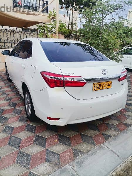 Toyota Corolla 2016omani car first owner 2.0 cash or installment 3