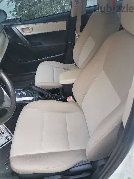 Toyota Corolla 2016omani car first owner 2.0 cash or installment 7