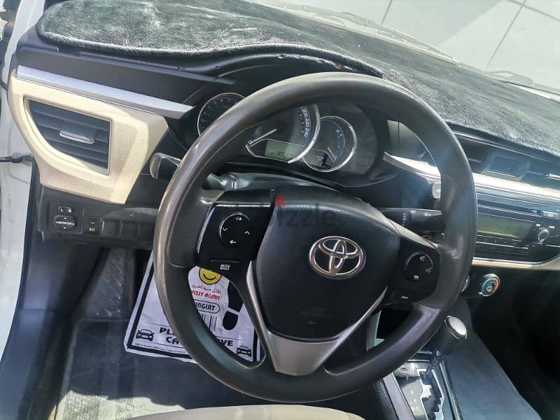 Toyota Corolla 2016omani car first owner 2.0 cash or installment 12