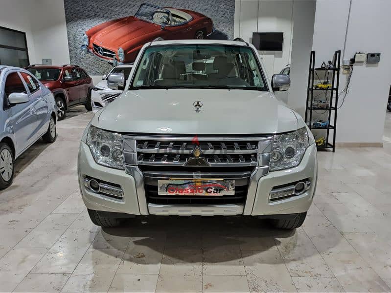 Mitsubishi Pajero 2018 1