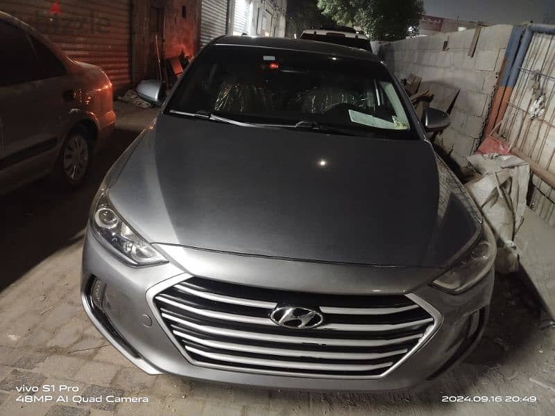 Hyundai Elantra 2018 full option 4