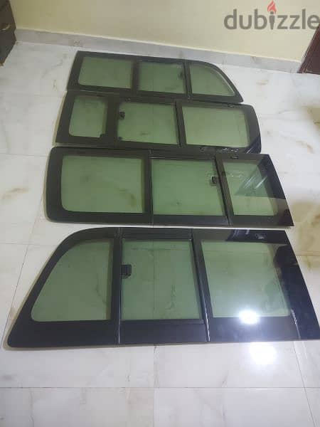 Toyota Hiac Total Glass Available 4