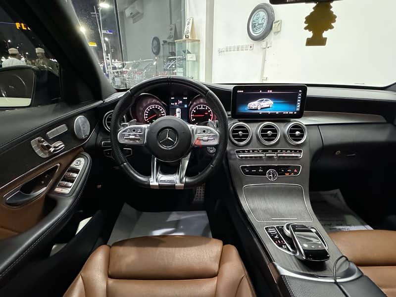 Mercedes-Benz C-Class 2019 11