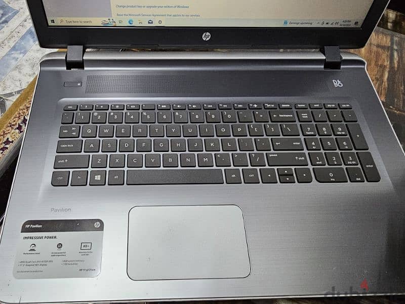 hp pavilion 17.3" 8