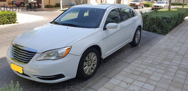 Chrysler 200 2012 white 0