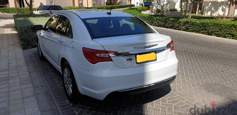 Chrysler 200 2012 white 1