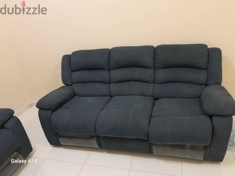 Recliner Sofa New Condition 3+2 1