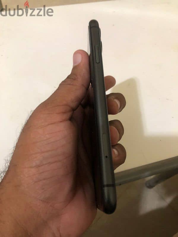 iPhone 11 128 gb 4