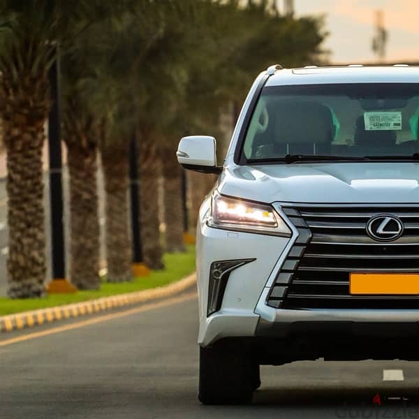 Lexus LX-Series 2016 2