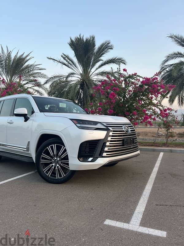 Lexus LX-Series 2024 1